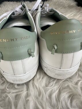 Givenchy White Sneakers with Sage Green Heel Panel and Gold Logo